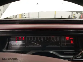 1992 Buick LeSabre Custom with VIN 1G4HP53LXNH549226, listed as a IAAI auction lot 42068161 with 233,126 mi miles. Bid and sale history available at carsss.com. Image 7.