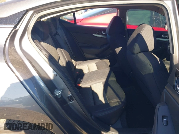 2020 Nissan Maxima S with VIN 1N4AA6BV7LC381254, listed as a IAAI auction lot 41246789 with 73,562 mi miles and . Bid and sale history available at DreamBid. Image 8.