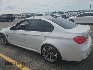 2015 BMW M3 z VIN WBS3C9C57FP803591, wystawiony jako Copart lot #59972975 z przebiegiem 183 051 mil mil oraz Tytuł czysty. Historia ofert i sprzedaży dostępna na DreamBid. Obrazek 3.