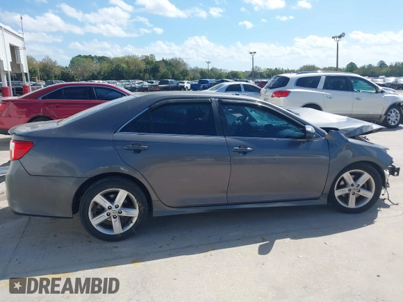 2014 Toyota Camry L with VIN 4T1BF1FK2EU390116, listed as a IAAI auction lot 41705712 with 1 mi miles. Bid and sale history available at carsss.com. Image 13.
