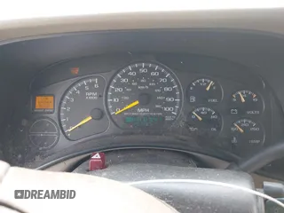 2000 GMC Sierra 1500 SLE z VIN 1GTEK19T3YZ297050, wystawiony jako IAAI lot #42407638 z przebiegiem 201 337 mil mil oraz . Historia ofert i sprzedaży dostępna na DreamBid. Obrazek 7.