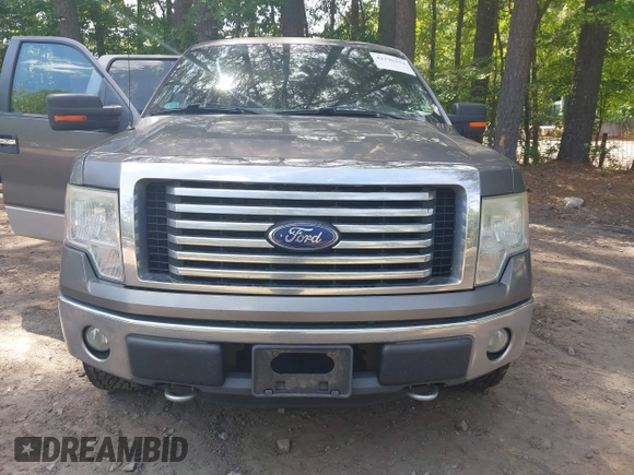 2011 Ford F-150 XL with VIN 1FTFW1EF2BFA91333, listed as a IAAI auction lot 42196334 with 263,972 mi miles. Bid and sale history available at carsss.com. Image 12.