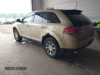 2007 Lincoln MKX with VIN 2LMDU88C17BJ06825, listed as a IAAI auction lot 42487297 with 164,421 mi miles and . Bid and sale history available at DreamBid. Image 3.