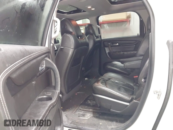 2015 GMC Acadia SLT with VIN 1GKKVRKD5FJ231045, listed as a IAAI auction lot 41301311 with 170,691 mi miles. Bid and sale history available at carsss.com. Image 8.