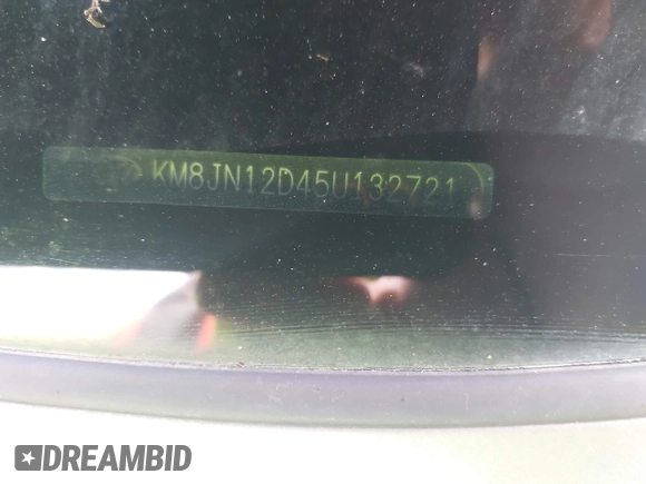 2005 Hyundai Tucson GLS with VIN KM8JN12D45U132721, listed as a IAAI auction lot 42213518 with 153,491 mi miles. Bid and sale history available at carsss.com. Image 9.