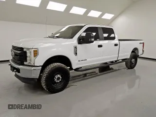 2019 Ford F-250 XL with VIN 1FT7W2BT8KEC70552, listed as a Copart auction lot 62522215 with 137,095 mi miles and Clean title. Bid and sale history available at DreamBid. Image 1.