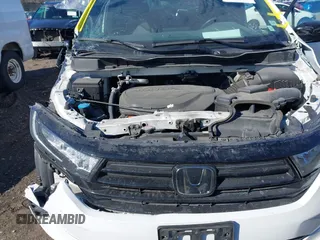 2024 Honda Odyssey Sport with VIN 5FNRL6H78RB005741, listed as a IAAI auction lot 41730895 with 99,392 mi miles and . Bid and sale history available at DreamBid. Image 6.