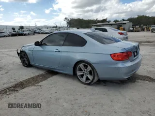 2011 BMW 3 Series 328i with VIN WBAKE3C59BE557785, listed as a Copart auction lot 85659704 with 101,660 mi miles and Salvage Title. Bid and sale history available at carsss.com. Image 2.