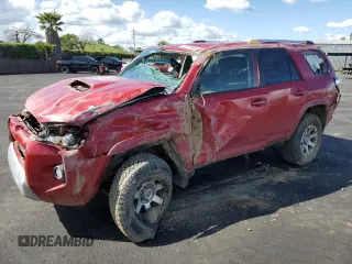 2015 Toyota 4Runner Limited with VIN JTEBU5JR5F5224976, listed as a Copart auction lot 51361605 with Not Provided miles and Salvage Title. Bid and sale history available at carsss.com. Image 1.