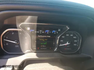 2021 GMC Sierra 2500HD AT4 with VIN 1GT49PEY6MF295624, listed as a Copart auction lot 46704185 with 42,292 mi miles and Clean Title. Bid and sale history available at carsss.com. Image 9.