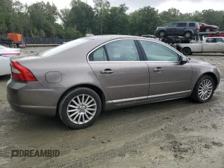2008 Volvo S80 3.2L with VIN YV1AS982281056773, listed as a Copart auction lot 74117384 with 176,244 mi miles and Clean Title. Bid and sale history available at carsss.com. Image 3.