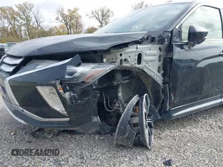 2018 Mitsubishi Eclipse Cross SE with VIN JA4AT5AA4JZ048317, listed as a IAAI auction lot 40069284 with 165,817 mi miles and . Bid and sale history available at DreamBid. Image 6.