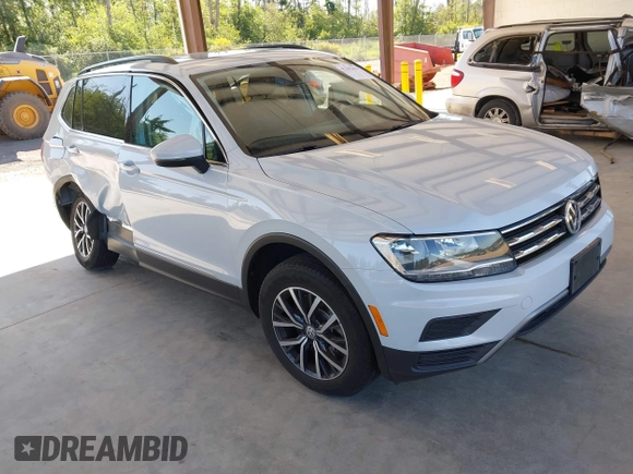 2018 Volkswagen Tiguan SEL z VIN 3VV2B7AX0JM197274, wystawiony jako IAAI lot #42392421 z przebiegiem 45 453 mil mil oraz . Historia ofert i sprzedaży dostępna na DreamBid. Obrazek 1.