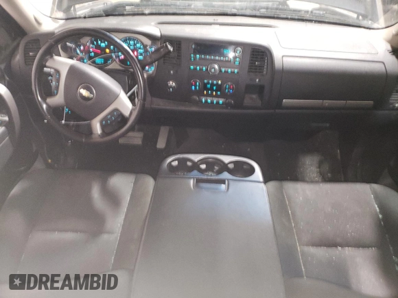 2013 Chevrolet Silverado 3500HD LT with VIN 1GC4K0C87DF221546, listed as a Copart auction lot 84016954 with 123,744 mi miles and Salvage Title. Bid and sale history available at carsss.com. Image 8.