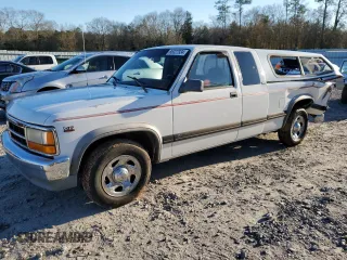 1995 Dodge Dakota with VIN 1B7GL23X4SS233039, listed as a Copart auction lot 86327334 with 225,086 mi miles and Salvage Title. Bid and sale history available at DreamBid. Image 1.