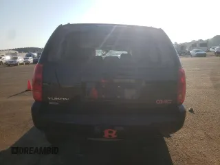 2008 GMC Yukon SLT w/4SB with VIN 1GKFC13088J114258, listed as a Copart auction lot 72215004 with 0 mi miles and Salvage Title. Bid and sale history available at carsss.com. Image 6.