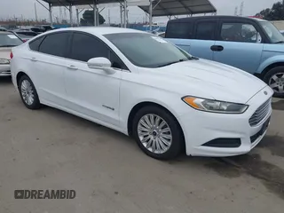 2013 Ford Fusion SE Hybrid with VIN 3FA6P0LU0DR312965, listed as a IAAI auction lot 41899346 with 162,789 mi miles. Bid and sale history available at carsss.com. Image 1.