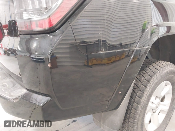 2017 Toyota 4Runner SR5 with VIN JTEBU5JR3H5412625, listed as a IAAI auction lot 41890217 with 34,717 mi miles and . Bid and sale history available at DreamBid. Image 6.