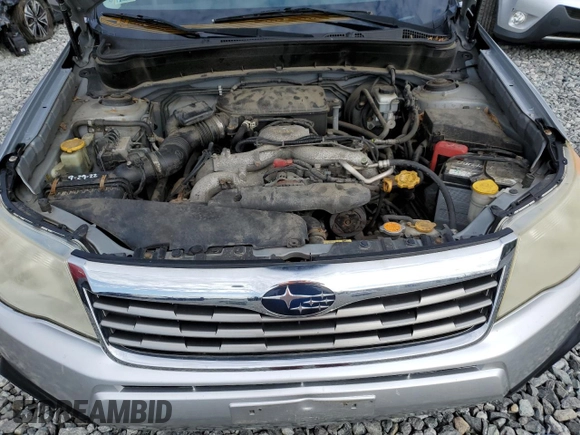 2010 Subaru Forester 2.5X Limited with VIN JF2SH6DC9AH730583, listed as a Copart auction lot 54013835 with 196,286 mi miles and Clean Title. Bid and sale history available at carsss.com. Image 12.
