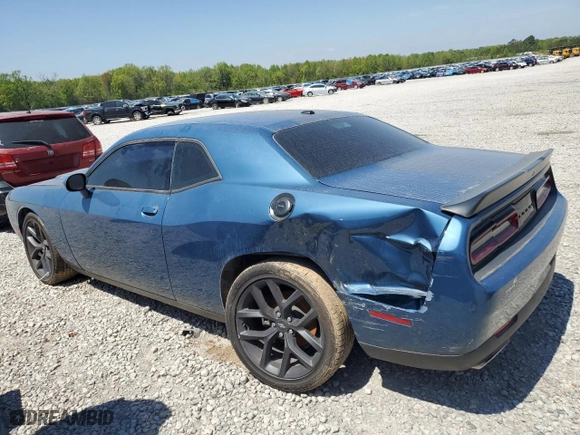 2020 Dodge Challenger SXT with VIN 2C3CDZAG5LH210731, listed as a Copart auction lot 50892125 with 132,037 mi miles and Clean Title. Bid and sale history available at carsss.com. Image 2.