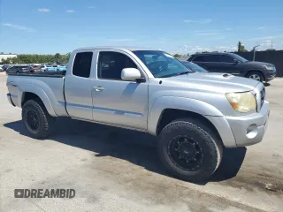 2005 Toyota Tacoma PreRunner z VIN 5TETU62N45Z115205, wystawiony jako Copart lot #60710715 z przebiegiem 184 529 mil mil oraz Czysty tytuł • Clean title. Historia ofert i sprzedaży dostępna na DreamBid. Obrazek 4.