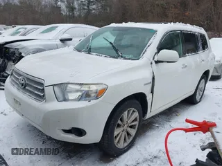 2009 Toyota Highlander Hybrid with VIN JTEEW41A992037404, listed as a IAAI auction lot 41434265 with 197,608 mi miles. Bid and sale history available at carsss.com. Image 18.