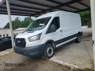 2022 Ford Transit Cargo z VIN 1FTBR1C8XNKA05854, wystawiony jako Copart lot #57170555 z przebiegiem 119 996 mil mil oraz Szkoda całkowita • Salvage title. Historia ofert i sprzedaży dostępna na DreamBid. Obrazek 1.