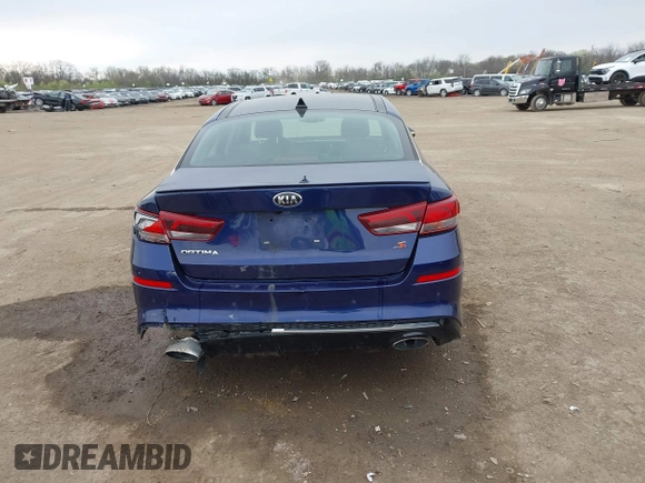 2019 Kia Optima LX with VIN 5XXGT4L38KG304763, listed as a IAAI auction lot 41977858 with 143,569 mi miles. Bid and sale history available at carsss.com. Image 16.