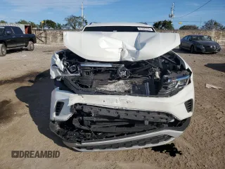 2023 Volkswagen Atlas SE with VIN 1V2WC2CA5PC225975, listed as a Copart auction lot 41335725 with 11,374 mi miles and Salvage title. Bid and sale history available at DreamBid. Image 5.