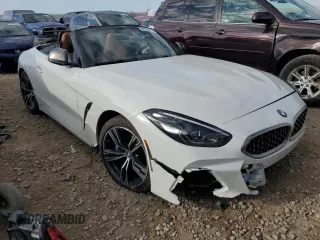 2020 BMW Z4 sDriveM40i with VIN WBAHF9C04LWW37893, listed as a Copart auction lot 81354513 with 0 mi miles. Bid and sale history available at carsss.com. Image 4.