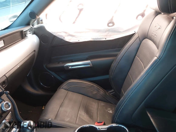 2016 Ford Mustang GT with VIN 1FA6P8CF5G5271255, listed as a IAAI auction lot 41503688 with 75,824 mi miles and . Bid and sale history available at DreamBid. Image 5.