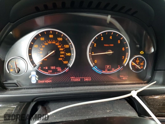 2013 BMW 5 Series 535i xDrive with VIN WBAFU7C59DDU70568, listed as a Copart auction lot 52513685 with 113,253 mi miles and Salvage Title. Bid and sale history available at carsss.com. Image 9.