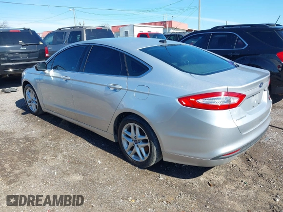 2014 Ford Fusion SE with VIN 3FA6P0HR0ER104588, listed as a IAAI auction lot 41573701 with 281,160 mi miles. Bid and sale history available at carsss.com. Image 3.