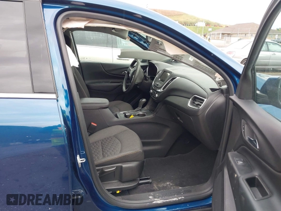 2019 Chevrolet Equinox LT with VIN 3GNAXUEV4KL361367, listed as a IAAI auction lot 41931983 with 59,115 mi miles and . Bid and sale history available at carsss.com. Image 5.