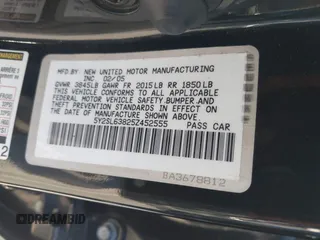 2005 Pontiac Vibe with VIN 5Y2SL63825Z452555, listed as a IAAI auction lot 41830233 with 299,999 mi miles. Bid and sale history available at carsss.com. Image 9.
