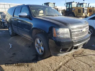 2008 Chevrolet Suburban LT w/2LT with VIN 3GNFK16388G198756, listed as a Copart auction lot 88506875 with 185,615 mi miles and Salvage Title. Bid and sale history available at carsss.com. Image 4.