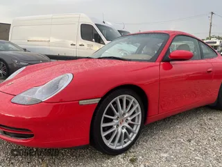 1999 Porsche 911 z VIN WP0AA2991XS620689, wystawiony jako Copart lot #59999925 z przebiegiem 152 508 mil mil oraz Czysty tytuł • Clean title. Historia ofert i sprzedaży dostępna na DreamBid. Obrazek 2.