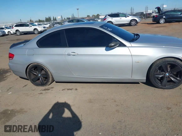 2009 BMW 3 Series 335i с VIN WBAWB73549P044945, выставлен на аукционе IAAI как лот 41556993 с пробегом 185 832 миль миль и . История ставок и продаж доступна на DreamBid. Изображение 13.