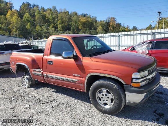 2001 Chevrolet Silverado 1500 LS with VIN 1GCEK14T71Z118666, listed as a Copart auction lot 75732974 with 218,402 mi miles and Salvage Title. Bid and sale history available at carsss.com. Image 4.