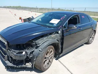 2019 Ford Fusion SEL with VIN 3FA6P0CD2KR113476, listed as a IAAI auction lot 41868614 with 86,650 mi miles. Bid and sale history available at carsss.com. Image 6.