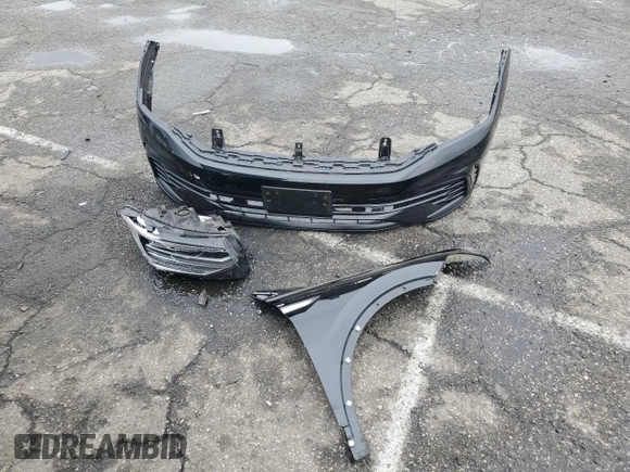 2023 Volkswagen Tiguan SE R-Line Black z VIN 3VVCB7AXXPM033818, wystawiony jako Copart lot #48759425 z przebiegiem 24 260 mil mil oraz Szkoda całkowita • Salvage title. Historia ofert i sprzedaży dostępna na DreamBid. Obrazek 13.