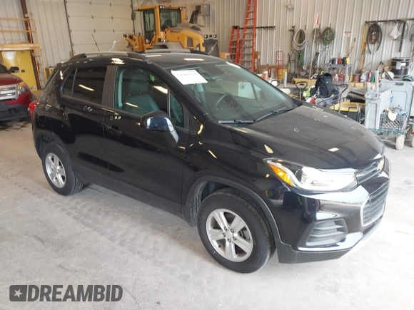 2022 Chevrolet Trax LT with VIN KL7CJPSM1NB563974, listed as a IAAI auction lot 42080504 with 18,396 mi miles and . Bid and sale history available at DreamBid. Image 1.