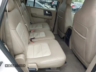 2004 Ford Expedition Eddie Bauer with VIN 1FMPU17L14LA05104, listed as a IAAI auction lot 42064535 with 249,614 mi miles. Bid and sale history available at carsss.com. Image 8.