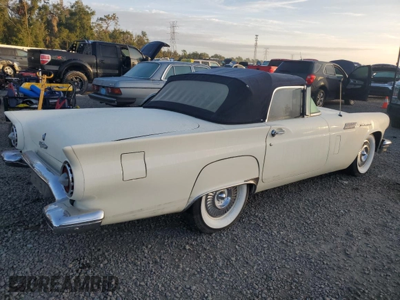 1957 Ford Thunderbird with VIN D7FH158268, listed as a Copart auction lot 78925354 with 5,740 mi miles and Salvage Title. Bid and sale history available at DreamBid. Image 3.