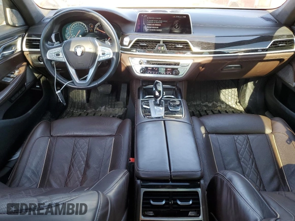 2016 BMW 7 Series 750i xDrive z VIN WBA7F2C56GG415175, wystawiony jako Copart lot #49681075 z przebiegiem Nie podano mil oraz Czysty tytuł • Clean title. Historia ofert i sprzedaży dostępna na DreamBid. Obrazek 8.