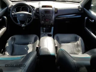 2012 Kia Sorento EX with VIN 5XYKU4A2XCG303662, listed as a Copart auction lot 45933985 with 175,911 mi miles and Non Repairable. Bid and sale history available at carsss.com. Image 8.