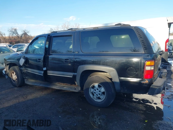 2002 Chevrolet Suburban Z71 with VIN 3GNFK16Z42G199561, listed as a IAAI auction lot 41442707 with 229,823 mi miles. Bid and sale history available at carsss.com. Image 15.