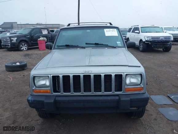 2000 Jeep Cherokee Police with VIN 1J4FT48SXYL210687, listed as a IAAI auction lot 41457452 with NaN miles. Bid and sale history available at carsss.com. Image 12.