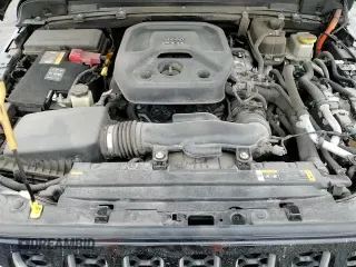 2022 Jeep Wrangler Unlimited Sahara with VIN 1C4JJXP61NW171154, listed as a Copart auction lot 70583615 with 46,845 mi miles and Salvage title. Bid and sale history available at DreamBid. Image 14.