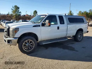2011 Ford Super Duty F-250 SRW XL with VIN 1FT7X2B64BEB18484, listed as a Copart auction lot 87735135 with 273,286 mi miles and Salvage Title. Bid and sale history available at carsss.com. Image 1.